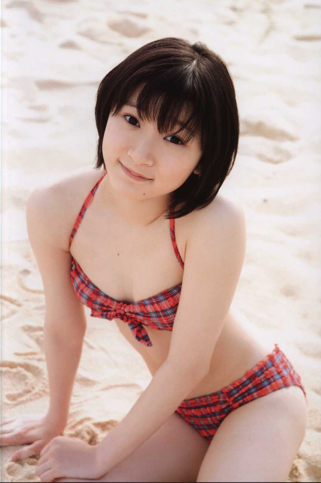 宮本佳林(15歳) 水着グラビアビキニ画像 ハロプロの最終兵器 Juice=Juice 2014 7枚目