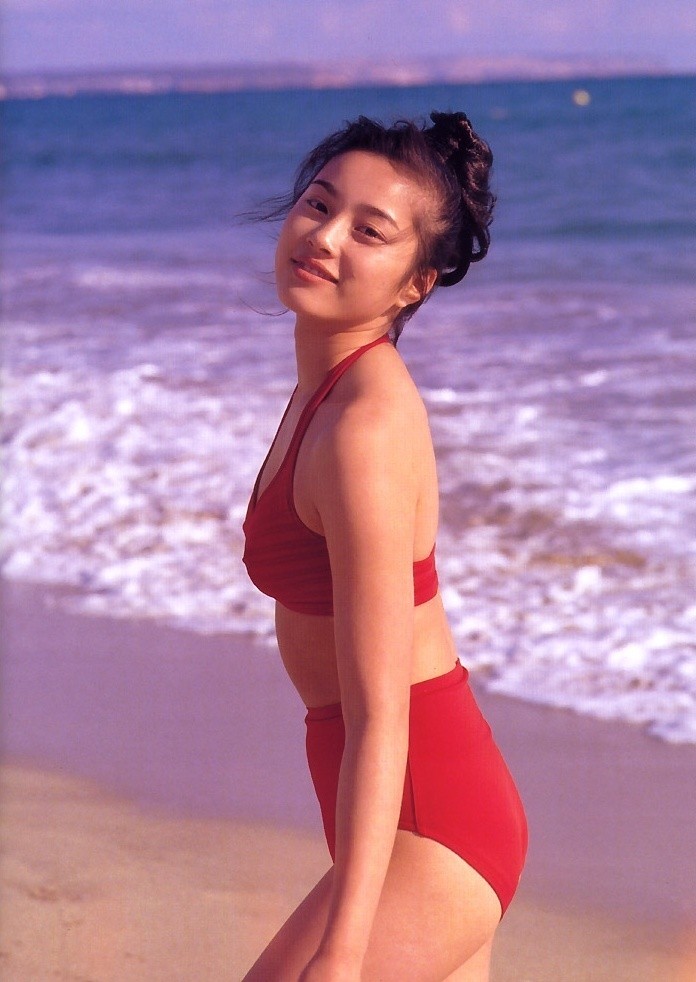 瀬戸 朝香 グラビア水着画像 19枚目