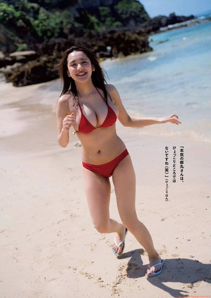 都丸紗也華 視線釘付け不可避の圧倒ボディーグラビア水着画像 13枚目