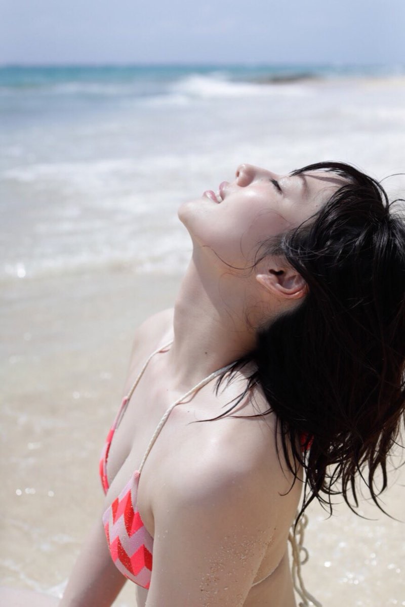 奥山かずさ 水着グラビア画像 戦隊ヒロインが美ボディを披露 6枚目