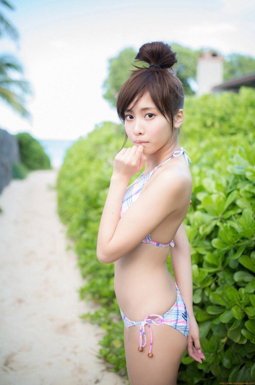 佐野ひなこ グラビア水着画像ナチュラル 美 キュートフェイスでスーパーボディな彼女 超絶カワイイっさのひなが降臨だーっ! 2枚目