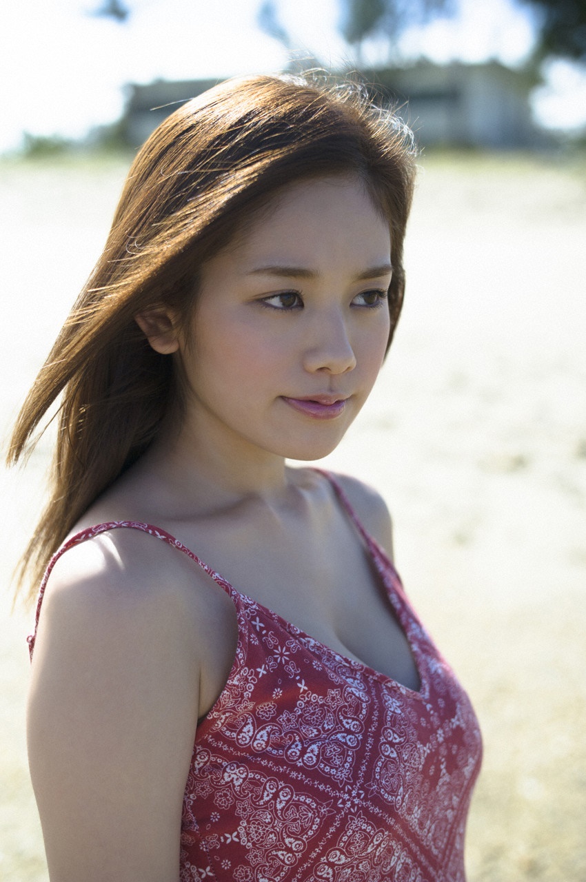 筧美和子 グラビア水着画像「1メートル先の、みーこ。」 お願い、この距離感。それだけは変わらないで 29枚目