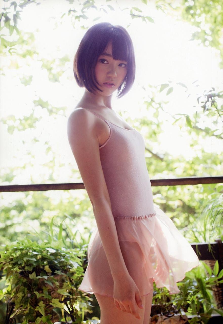 宮脇咲良 グラビア水着画像 48Gの次世代を担う HKT48大人モードに突入して 22枚目