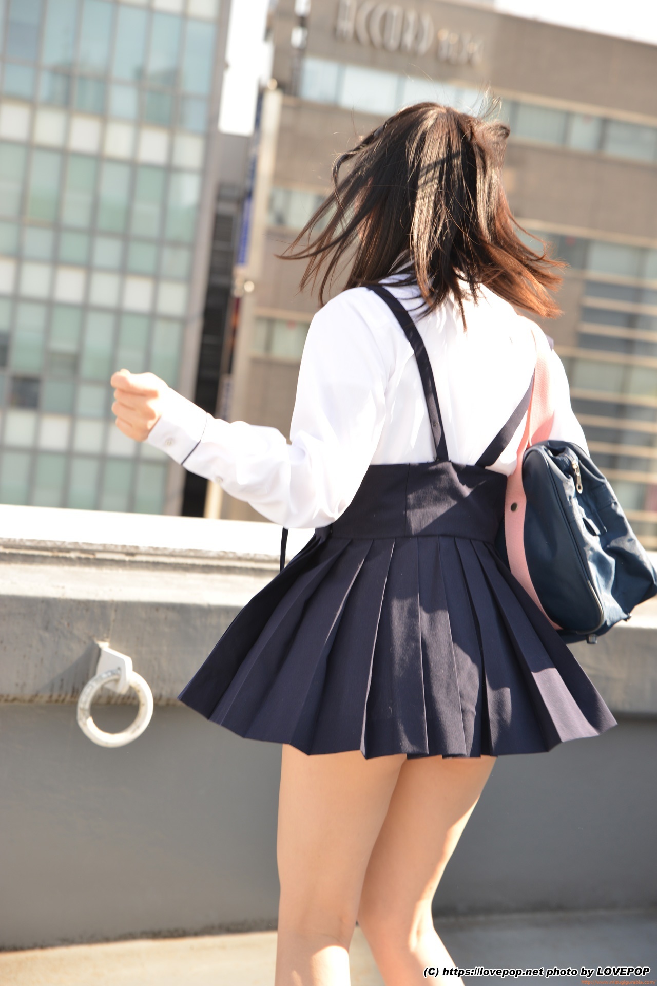 架乃ゆら 清楚なお嬢様制服パンチラ下着画像 21枚目