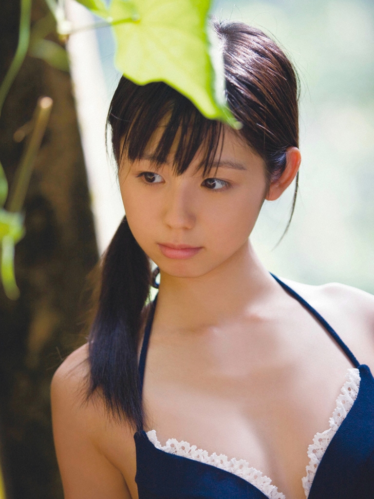 小池里奈 グラビア水着画像お気にすまま オトナっぽいのが好み? それとも無邪気なのが好き? 20枚目