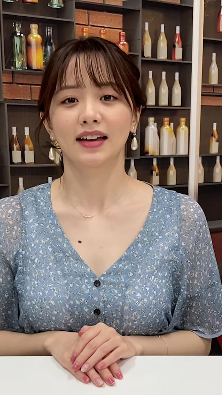 森香澄 女子アナ谷間画像① 3枚目