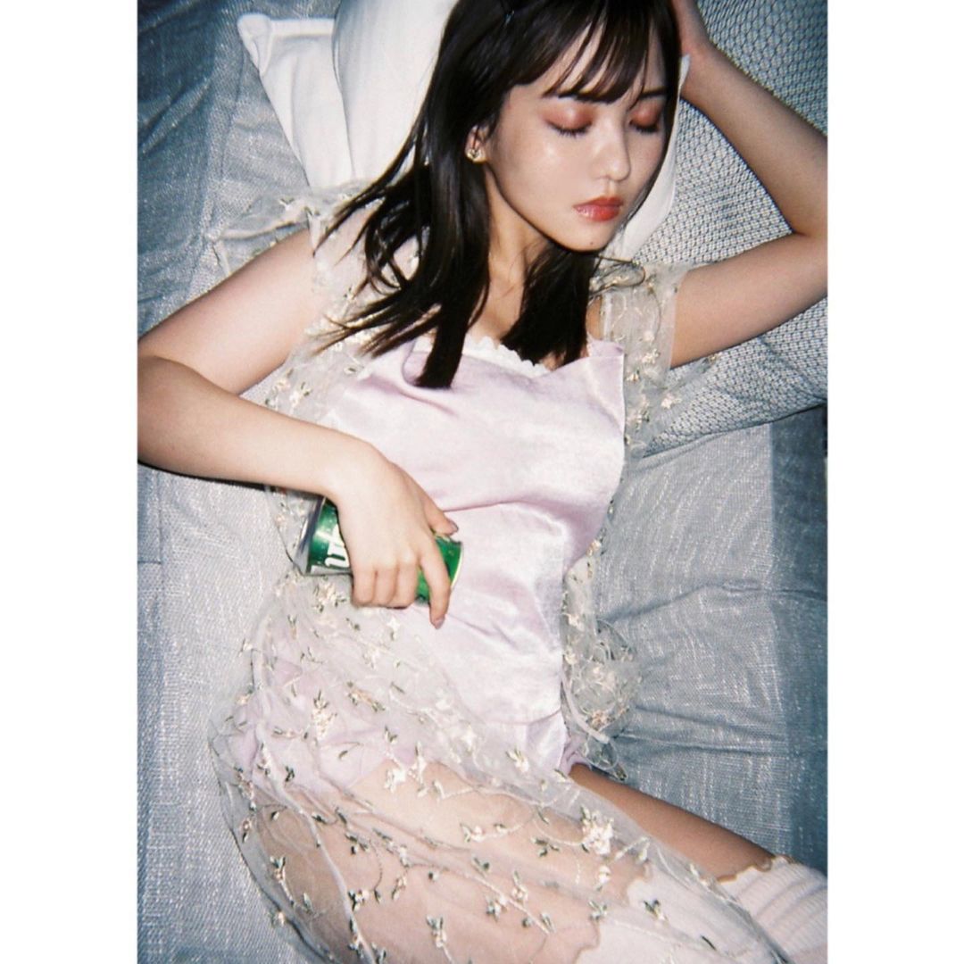 佐藤ノア 美人YouTuberの水着、谷間画像 19枚目