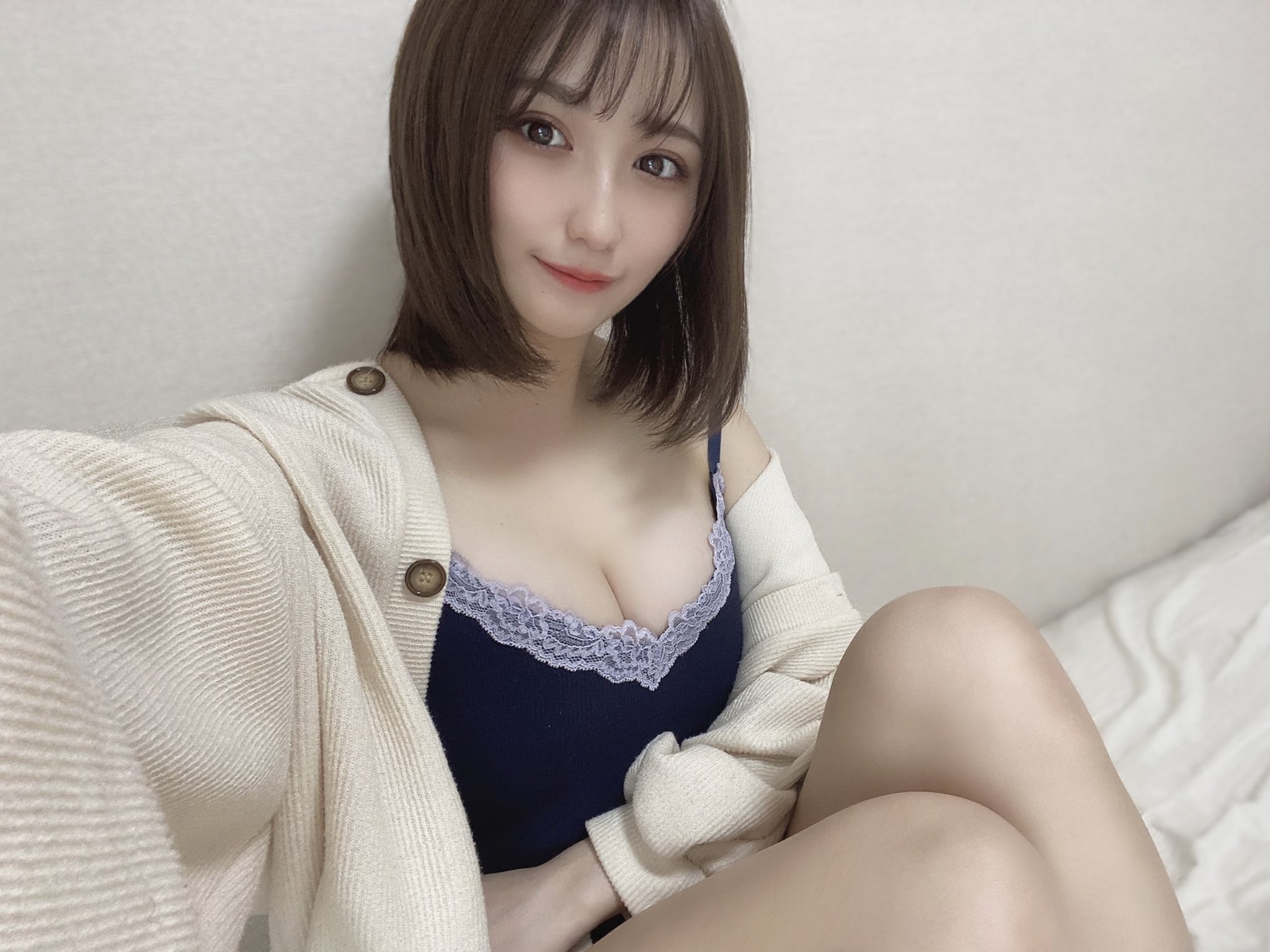 伊藤愛真 グラビア水着画像① 11枚目