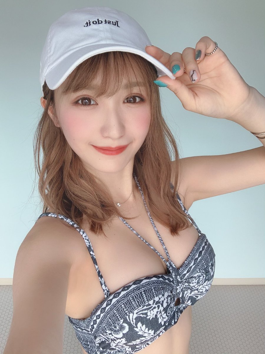 伊藤愛真 グラビア水着画像① 21枚目