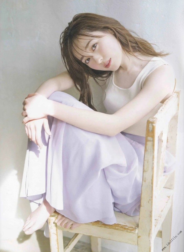 福原遥 グラビア水着画像① 5枚目