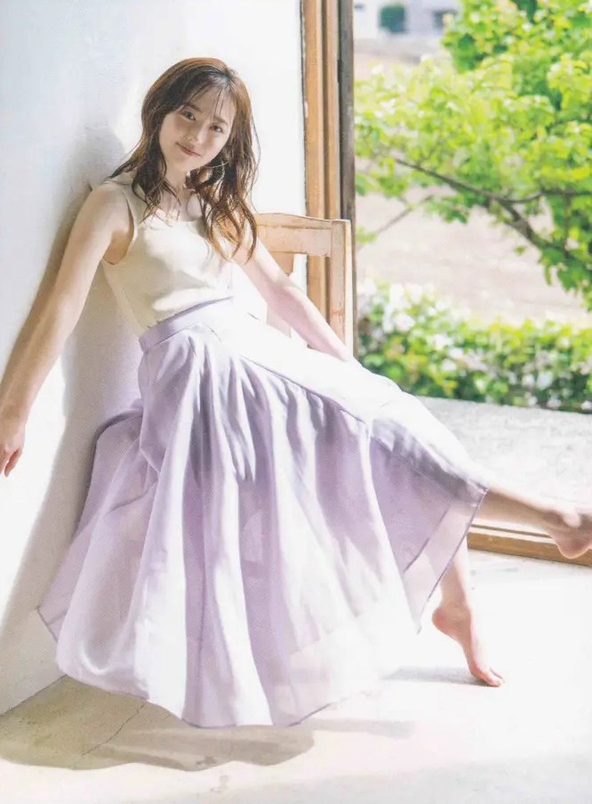 福原遥 グラビア水着画像① 8枚目