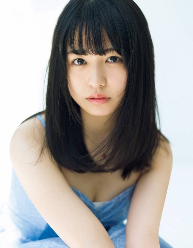 長濱ねる グラビア水着画像① 1枚目