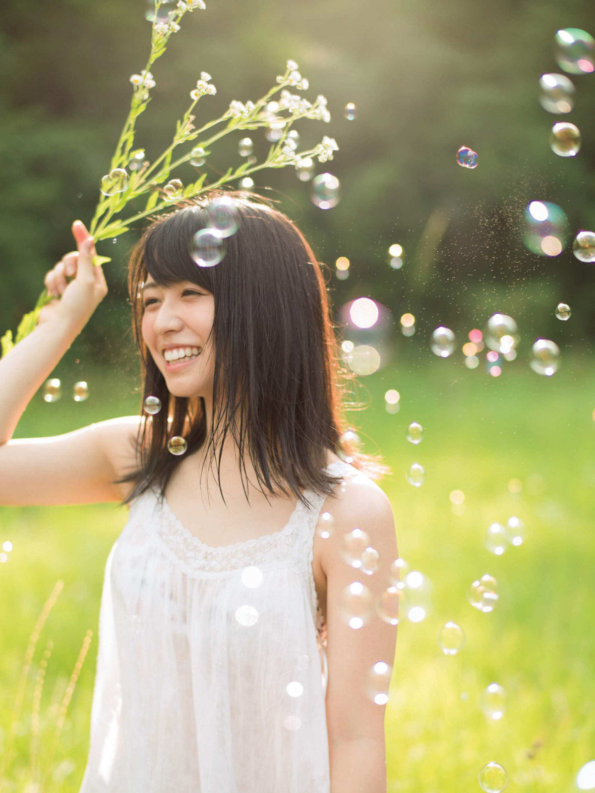 長濱ねる グラビア水着画像① 18枚目