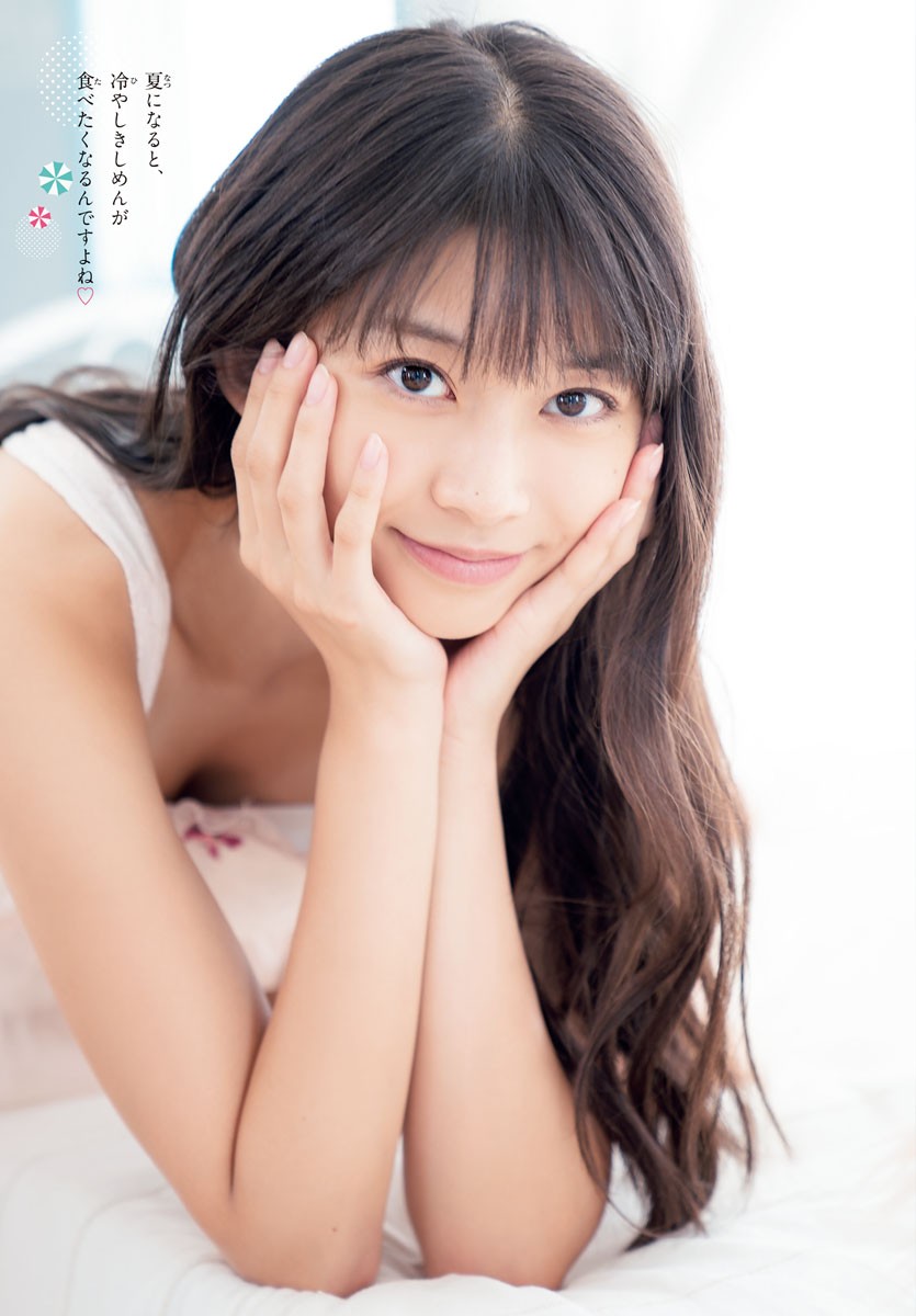 牧野真莉愛(モーニング娘)グラビア水着画像③ 8枚目
