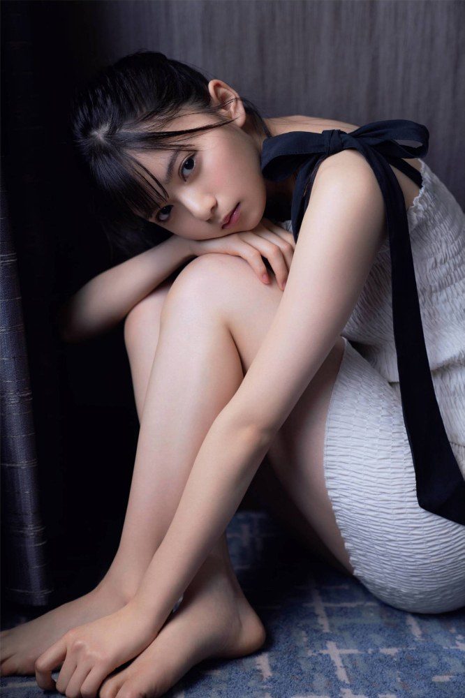 齋藤飛鳥(乃木坂46)グラビア水着画像② 7枚目