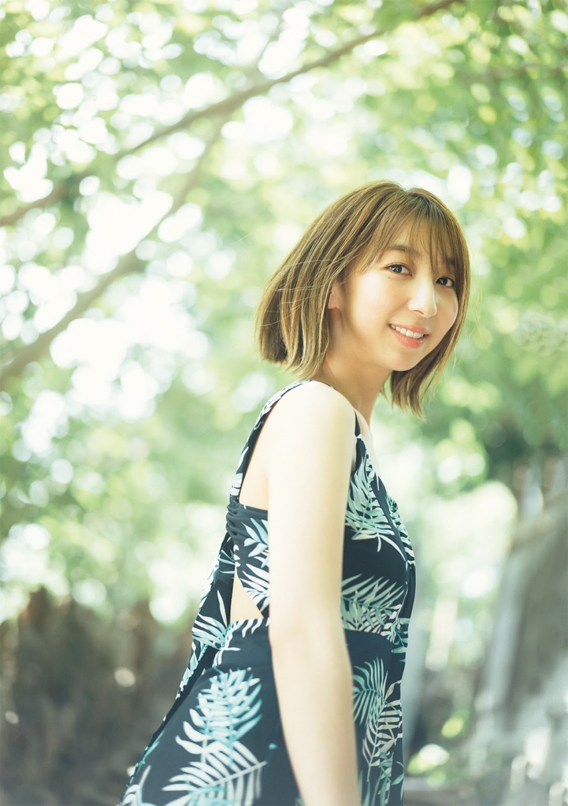 飯田里穂 1枚目