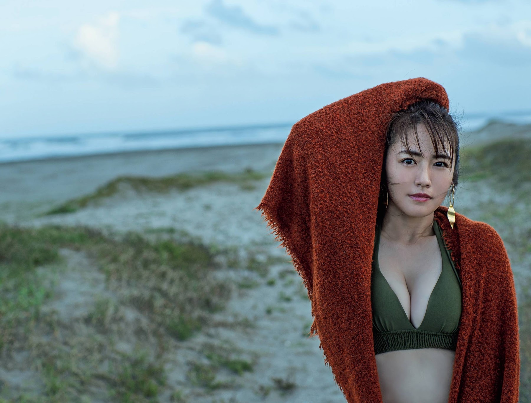 磯山さやか グラビア水着画像① 10枚目