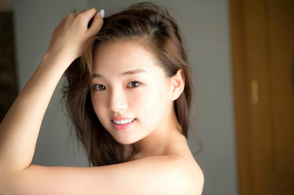 榎原依那 最新グラビア水着画像⑨ 23枚目