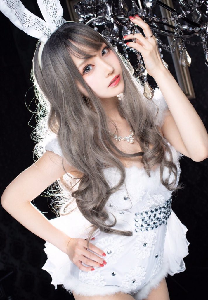 シスル 超美人コスプレイヤーのグラビア水着画像 25枚目