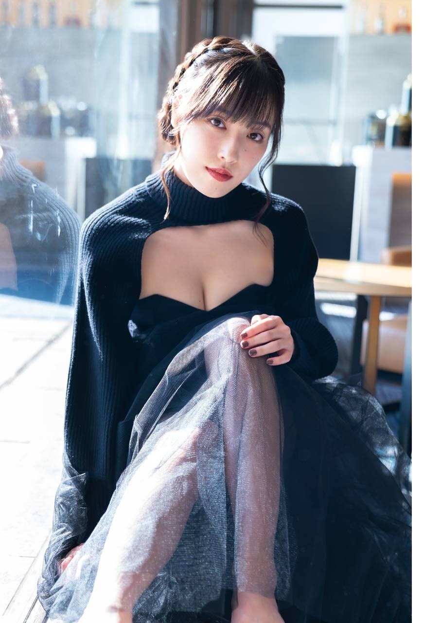譜久村聖 最新グラビア水着画像① 17枚目