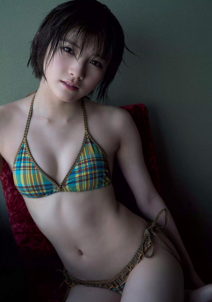 髙野真央 最新グラビア水着画像④ 11枚目