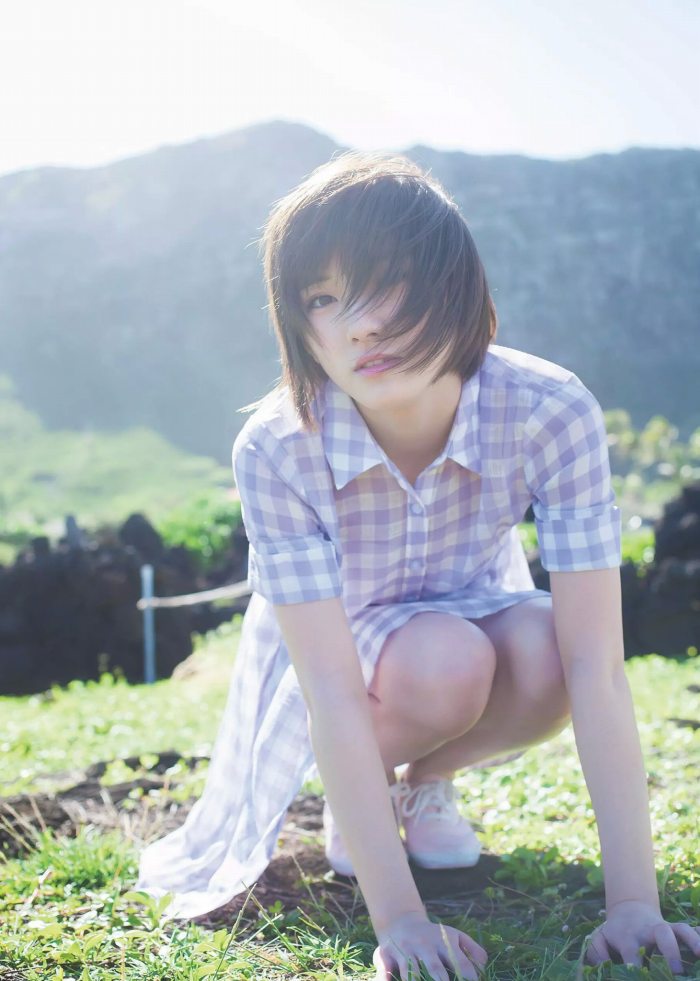 髙野真央 最新グラビア水着画像④ 16枚目