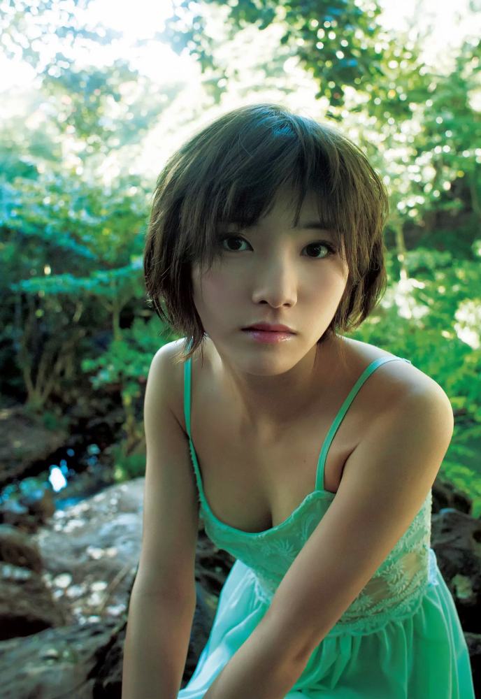 髙野真央 最新グラビア水着画像④ 19枚目