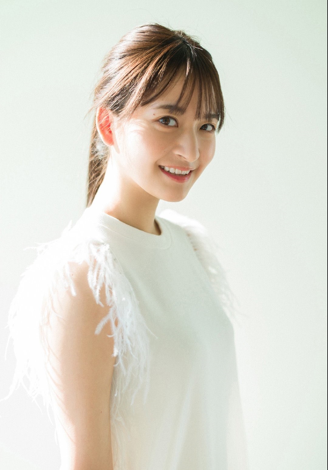 金川紗耶(乃木坂46)グラビア画像① 11枚目