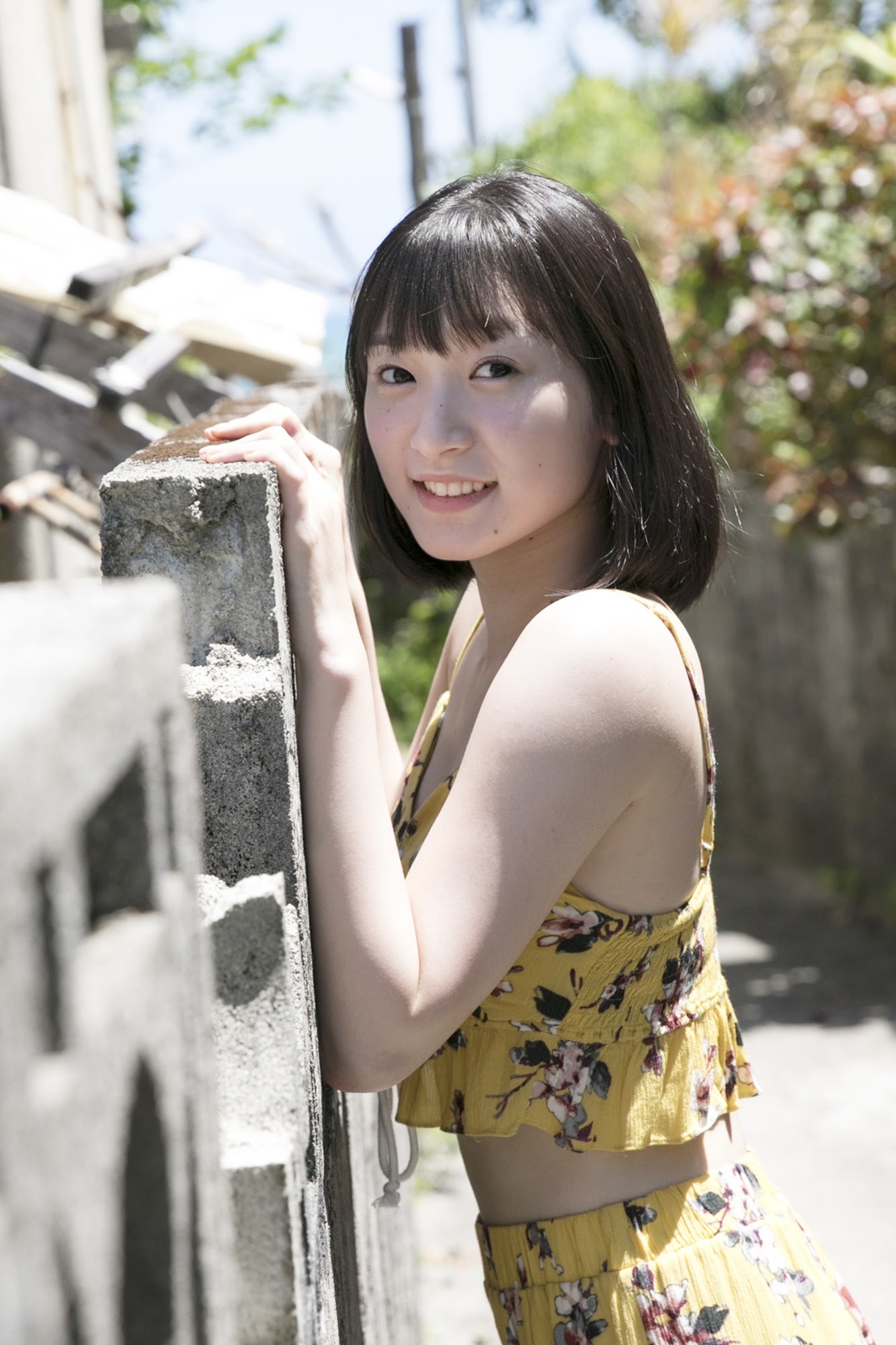 宮本佳林(Juice=Juice)グラビア水着画像③ 16枚目