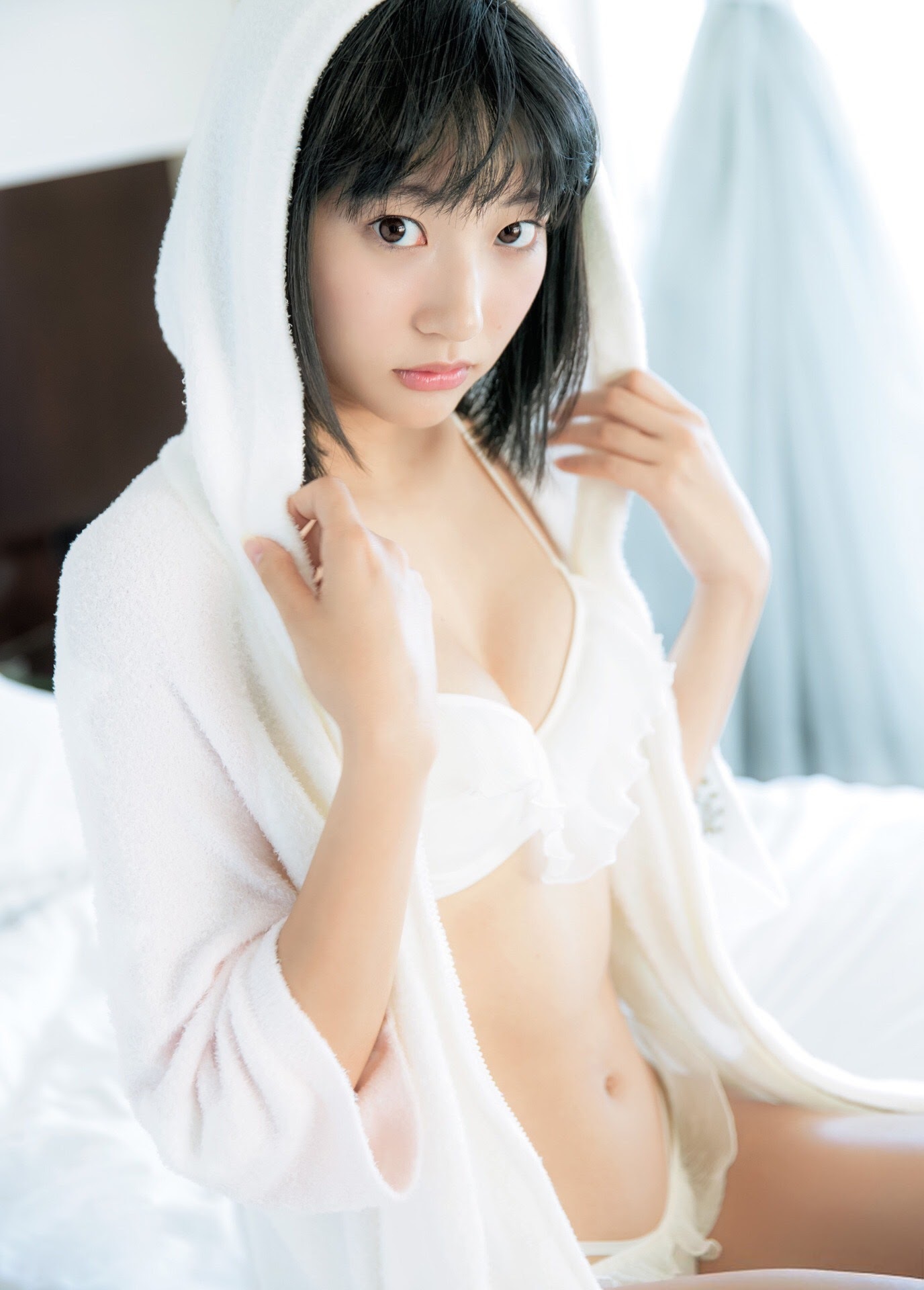 武田玲奈 グラビア水着画像⑤ 15枚目