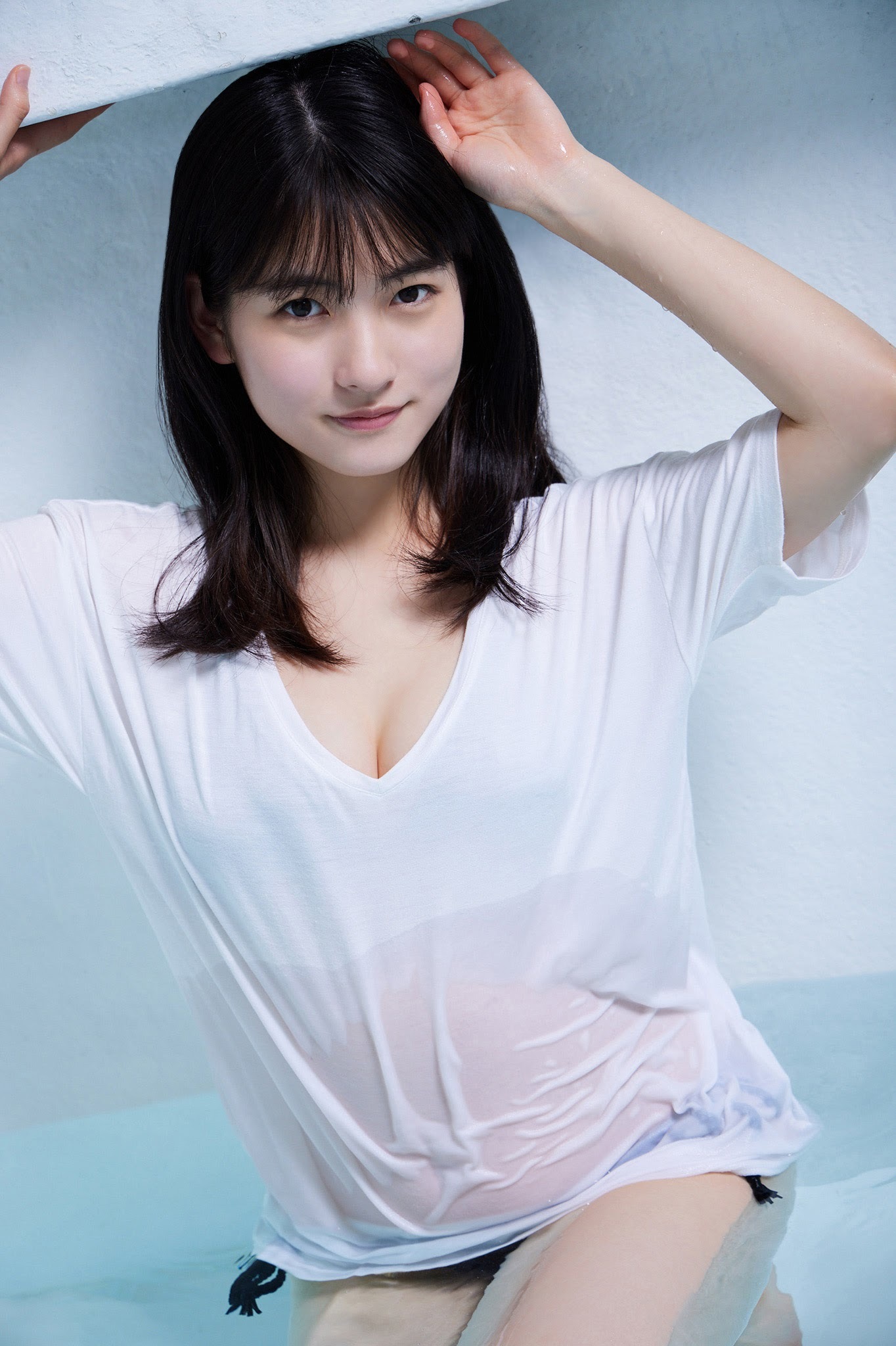 北川莉央(モーニング娘)グラビア水着画像② 3枚目