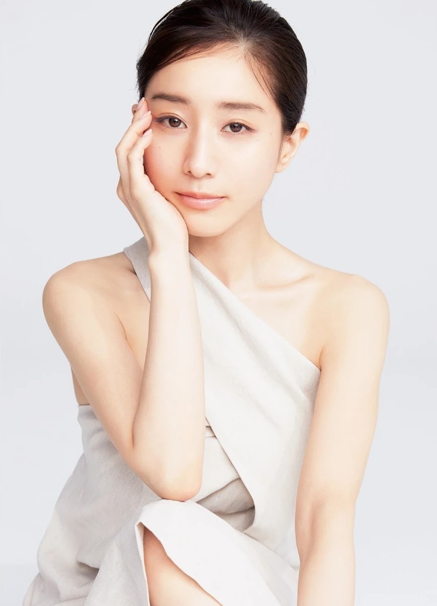 田中みな実 グラビア水着画像① 22枚目