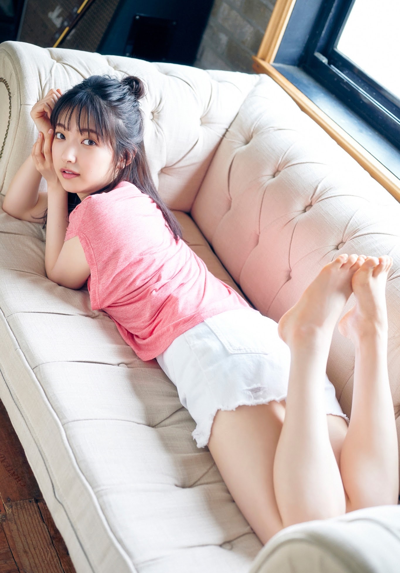 大園玲(櫻坂46)最新グラビア含む水着画像 4枚目