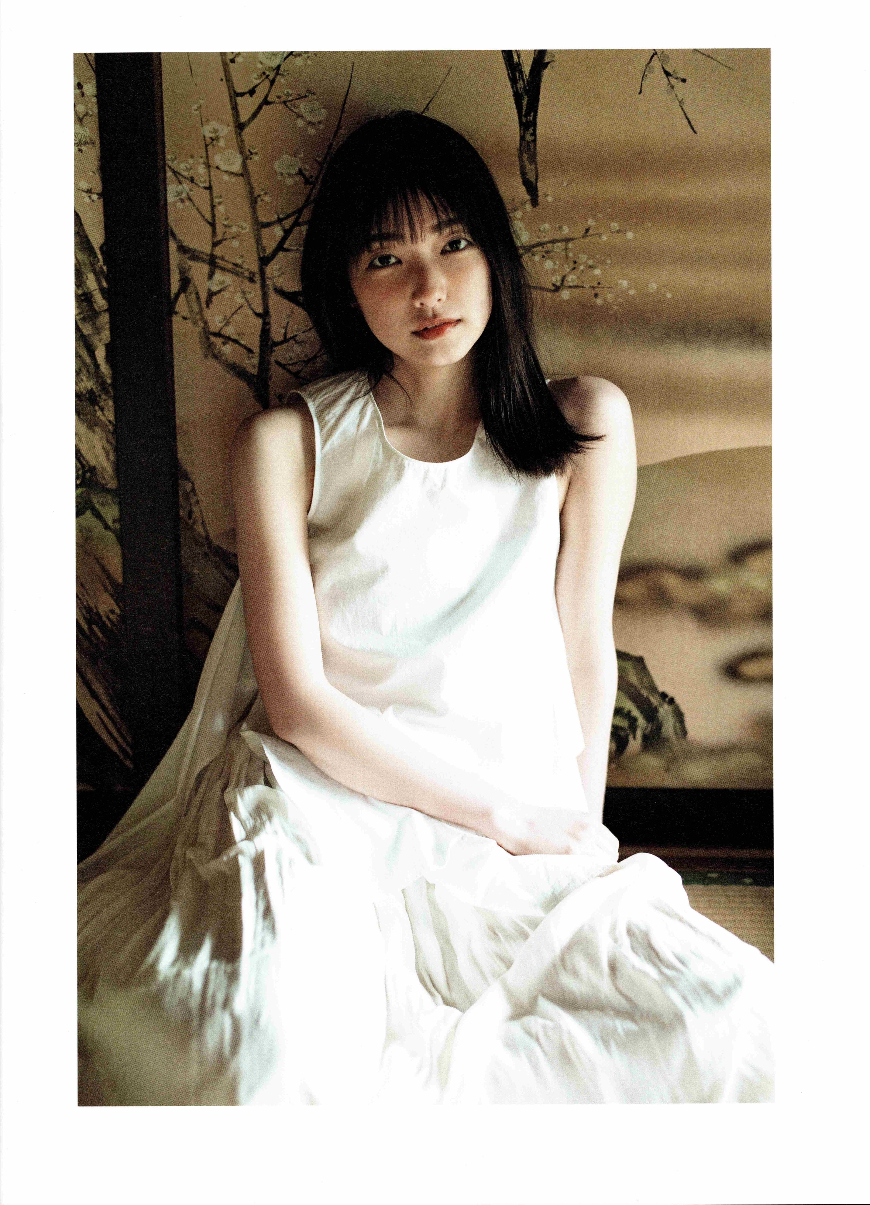 大園玲(櫻坂46)最新グラビア含む水着画像 16枚目