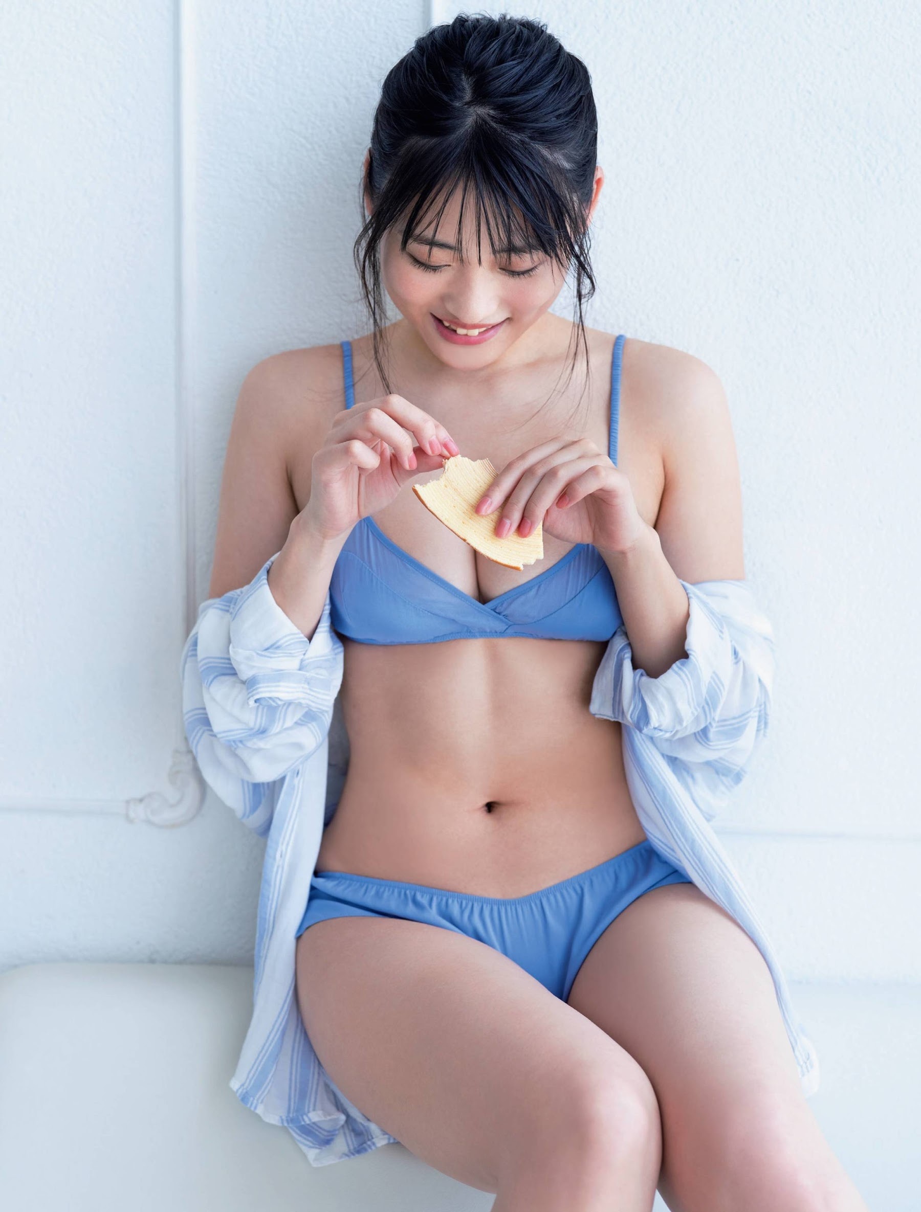 川﨑桜 最新グラビア水着画像② 15枚目