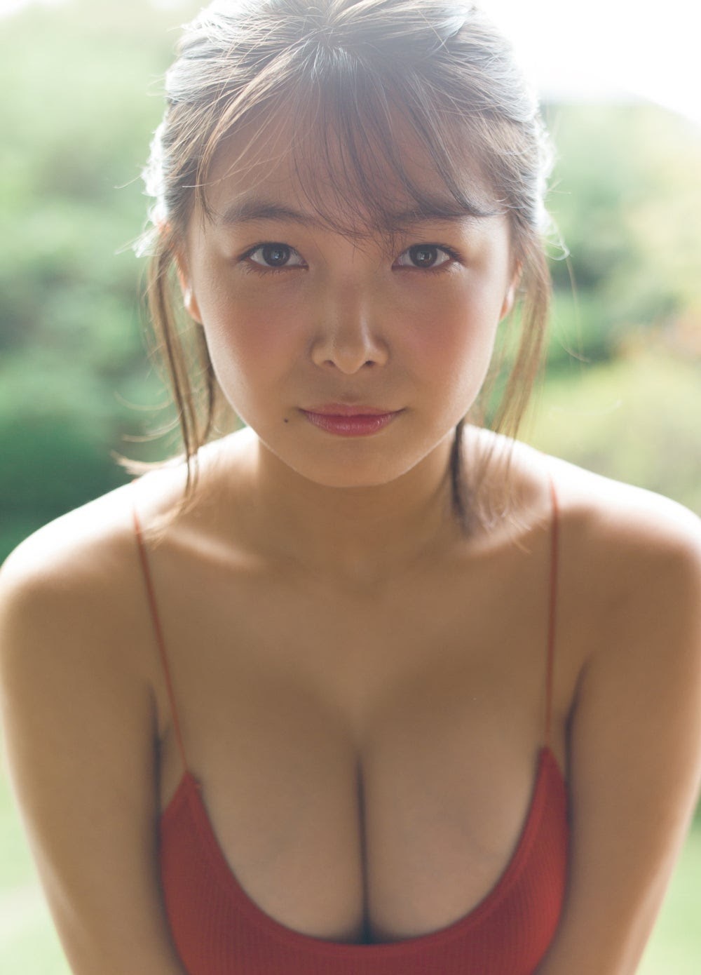 寺本莉緒 グラビア水着画像③ 3枚目