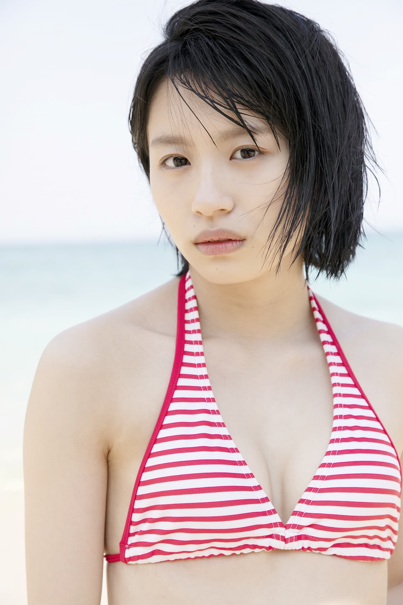 浅倉樹々(つばきファクトリー)グラビア水着画像 9枚目