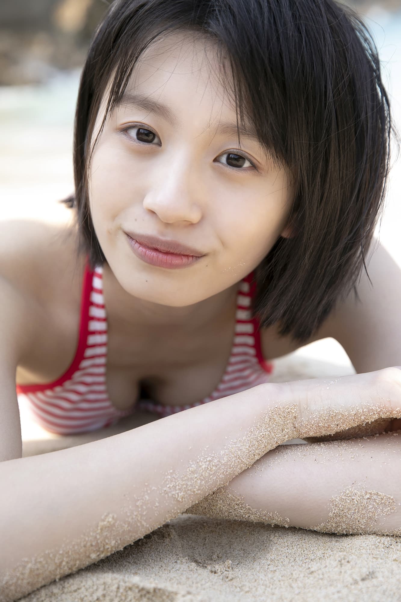 浅倉樹々(つばきファクトリー)グラビア水着画像 17枚目