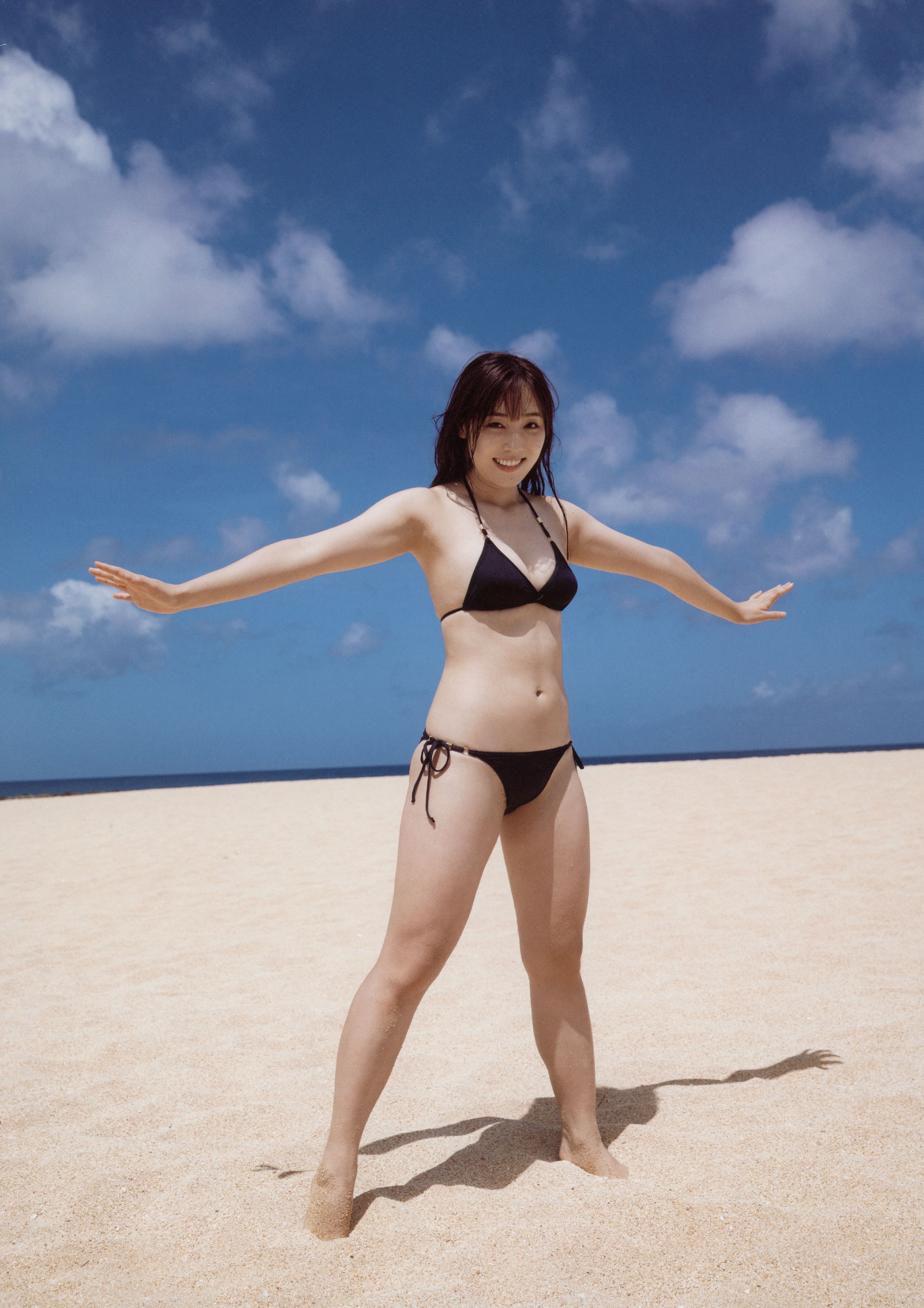 譜久村聖(モーニング娘)グラビア水着画像② 15枚目