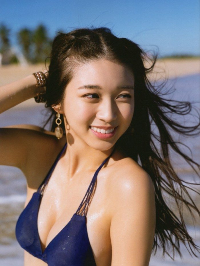 牧野真莉愛 最新グラビア水着画像⑦ 25枚目