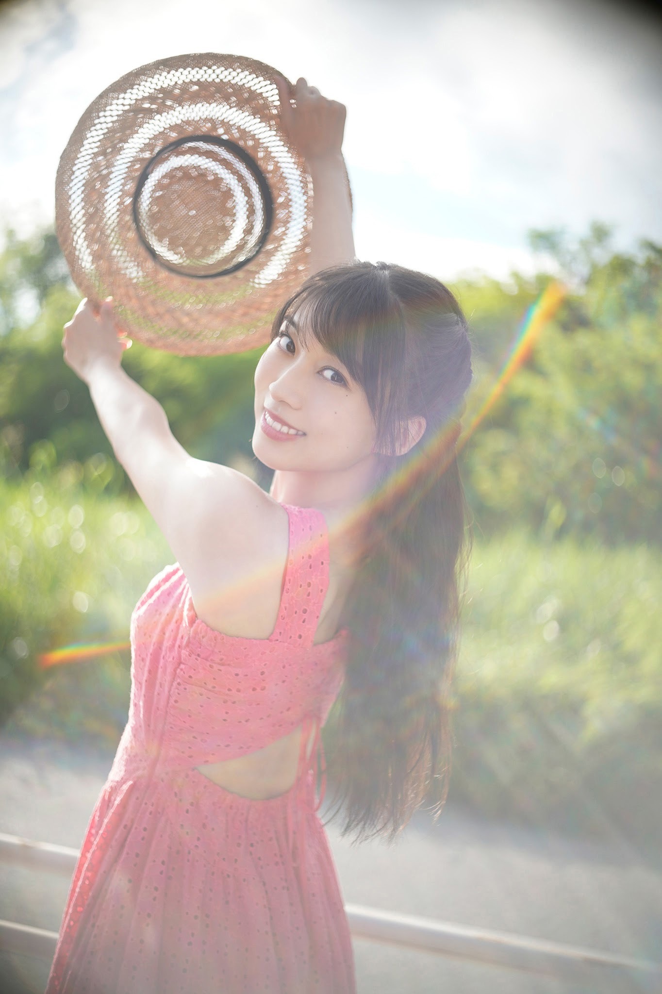 牧野真莉愛(モーニング娘) グラビア水着画像① 20枚目