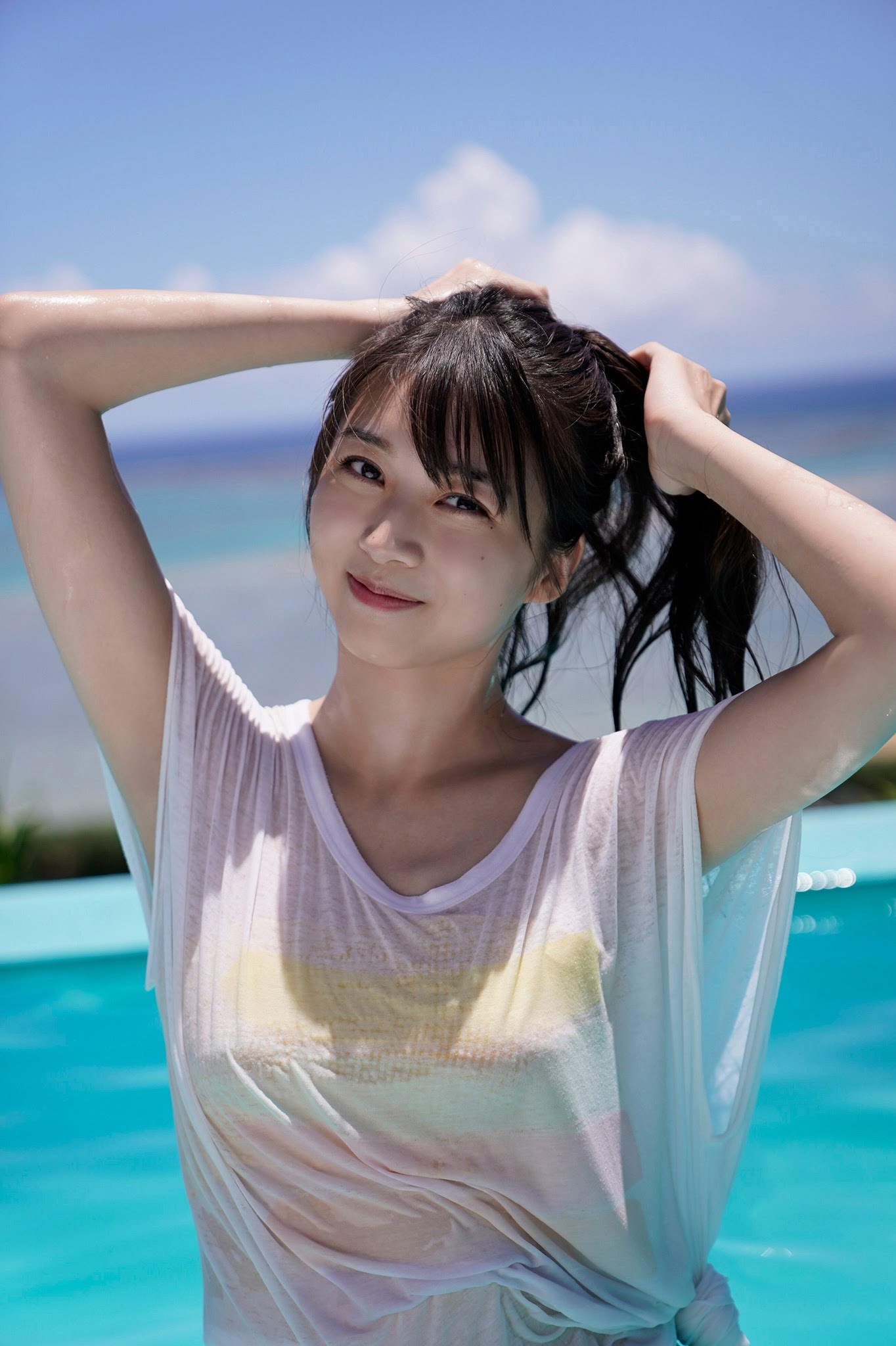 牧野真莉愛(モーニング娘) グラビア水着画像① 24枚目