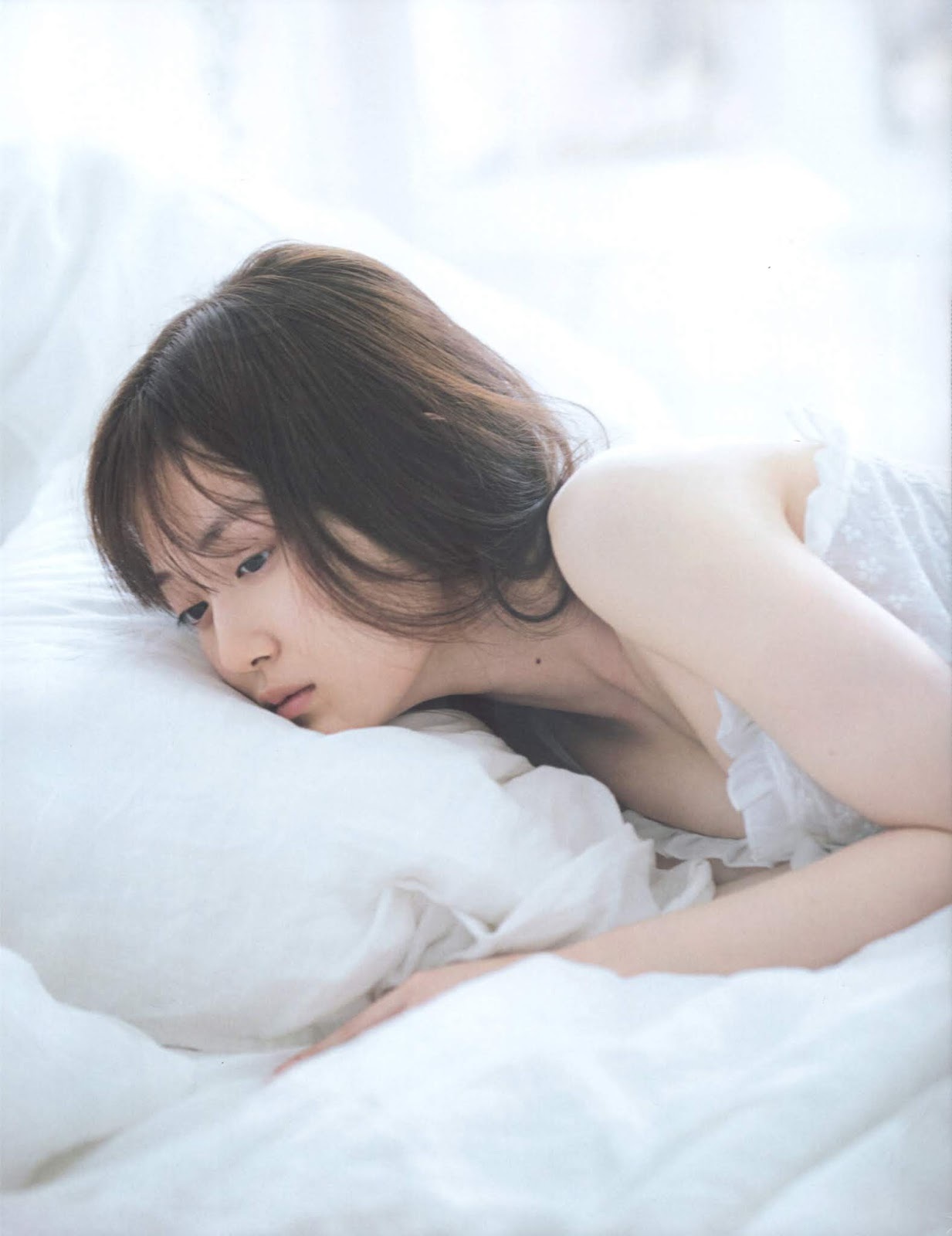 山下美月(乃木坂46)グラビア水着画像③ 25枚目