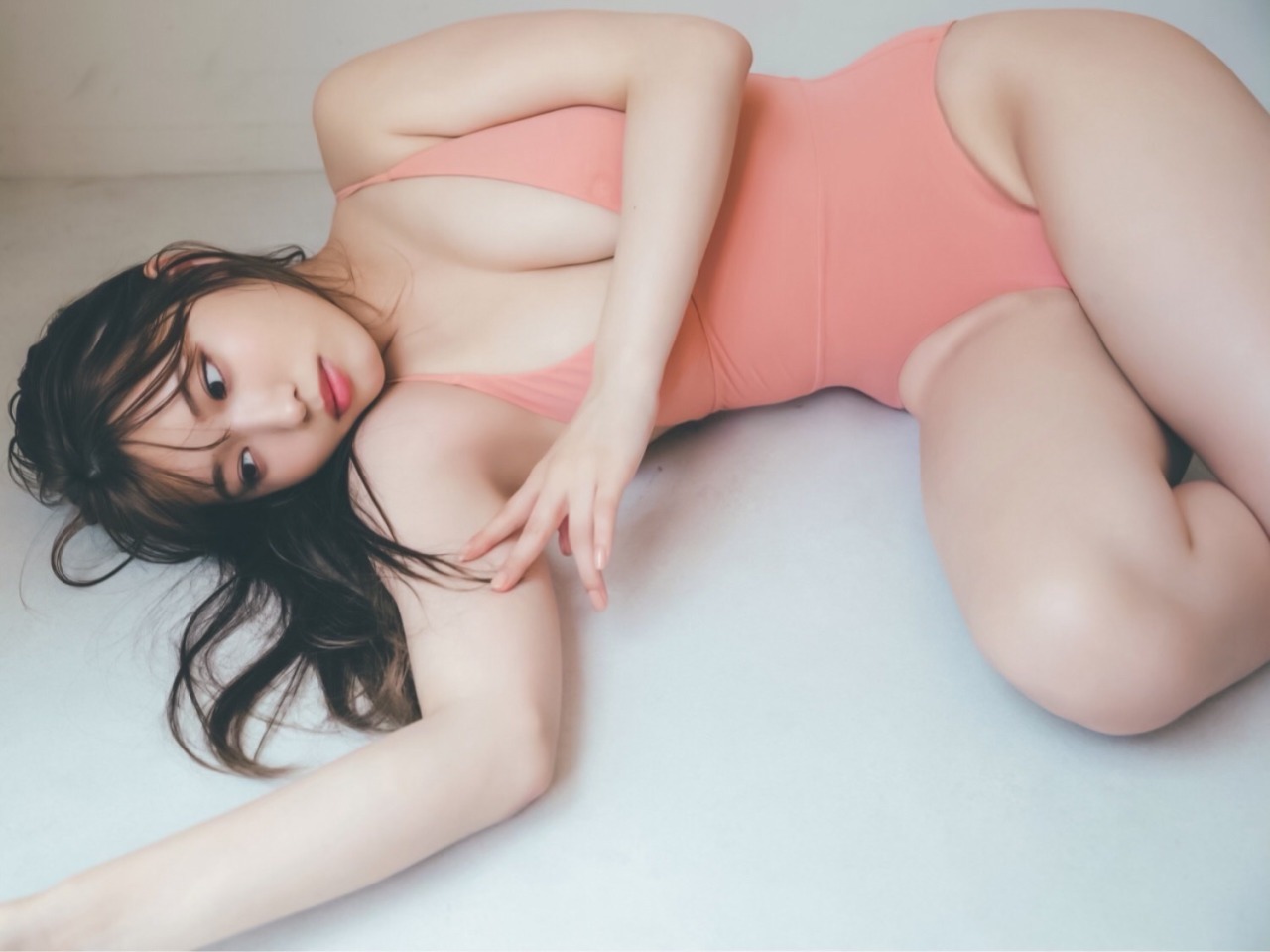古田愛理 グラビア水着画像④ 1枚目