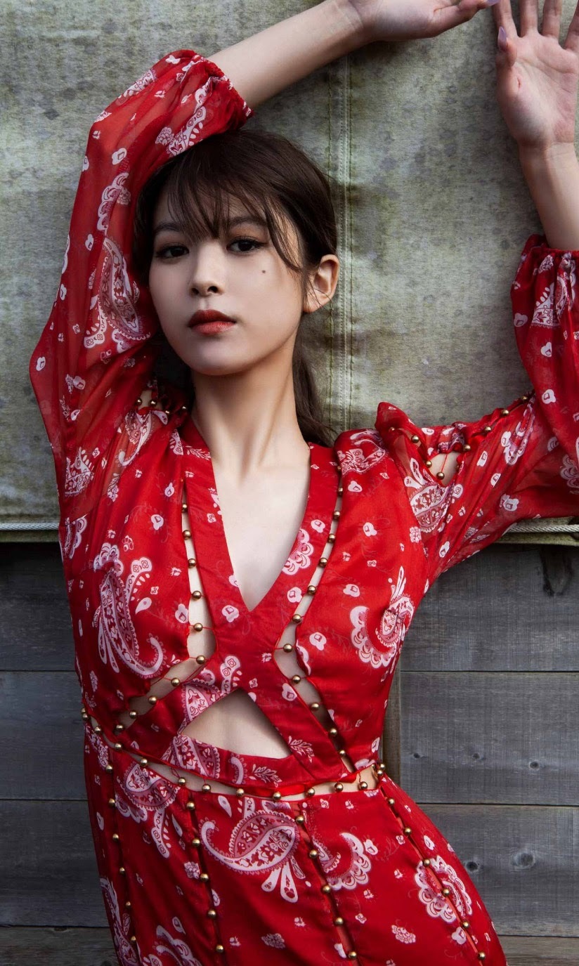 馬場ふみか グラビア水着画像⑦ 17枚目