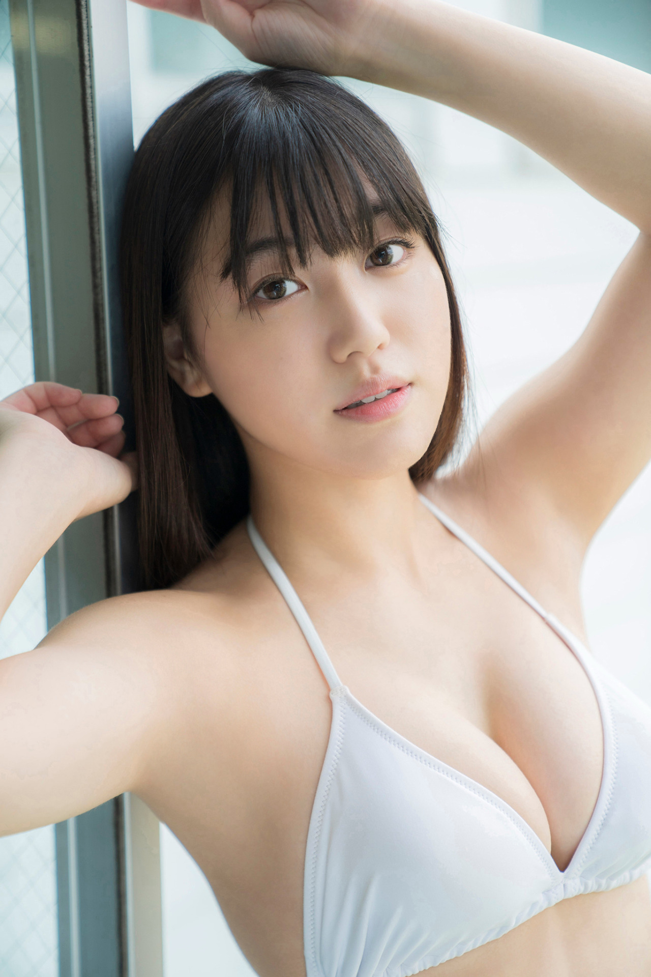 和泉芳怜(PiXMiX)グラビア水着画像① 12枚目
