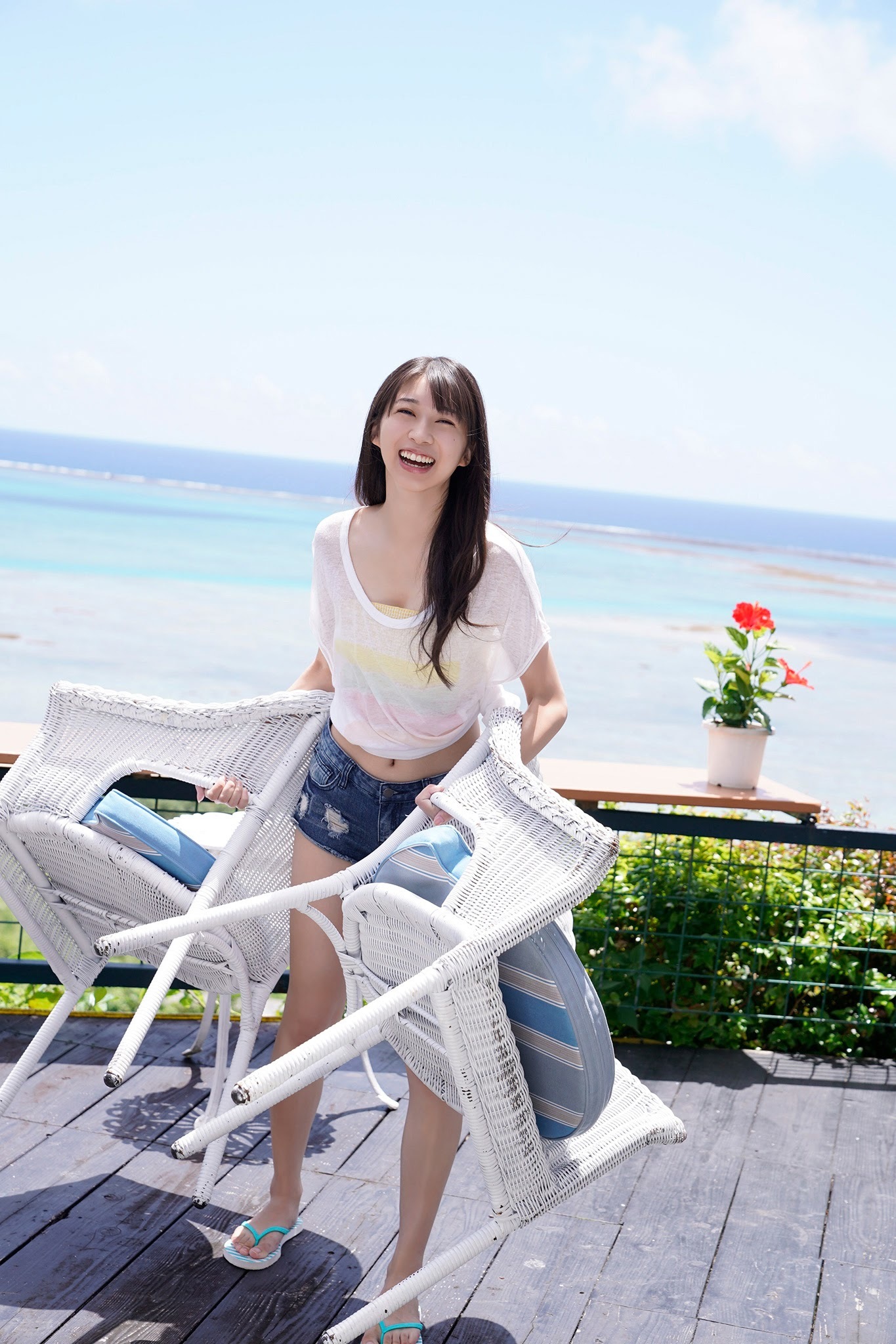 牧野真莉愛 水着ビキニグラビア 奇跡の楽園ボデイ降臨 2021 15枚目