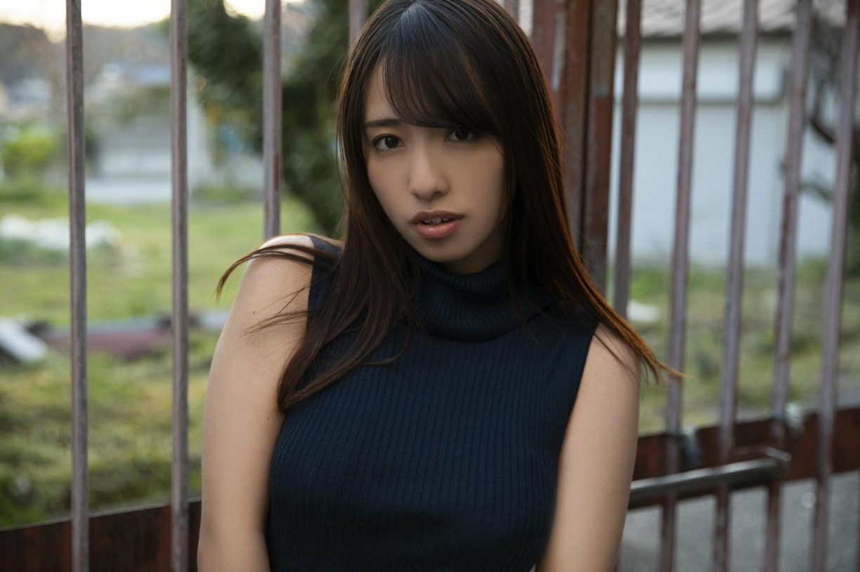 高梨瑞樹 - ギルデジタル写真集 「恥ずかしいけど見て欲しい」  3枚目