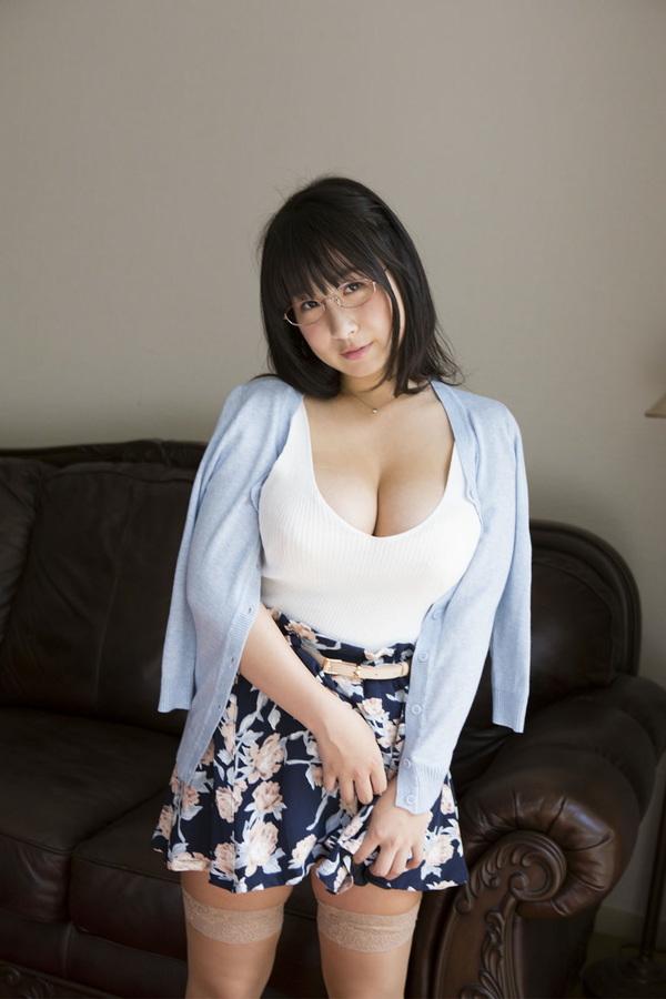 桐山瑠衣 - Bamboo e-Book 桐山瑠衣 「Jカップの谷間に飛び込みたい」  23枚目