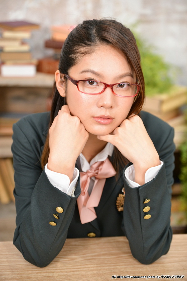 神前つかさ - LOVEPOP 「制服に眼鏡をかけて優等生風!?ブレザー」  5枚目